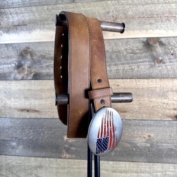 Justin Top Grain Leather Belt (Broken Post American Flag Buckle) Size 38 - Picture 2 of 9